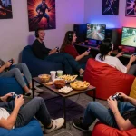 Interaksi seru dalam sesi permainan IMBAJP oleh sekelompok teman di ruang gaming yang nyaman.